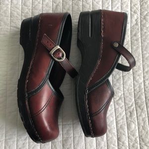 Dansko Mary Janes Merlot